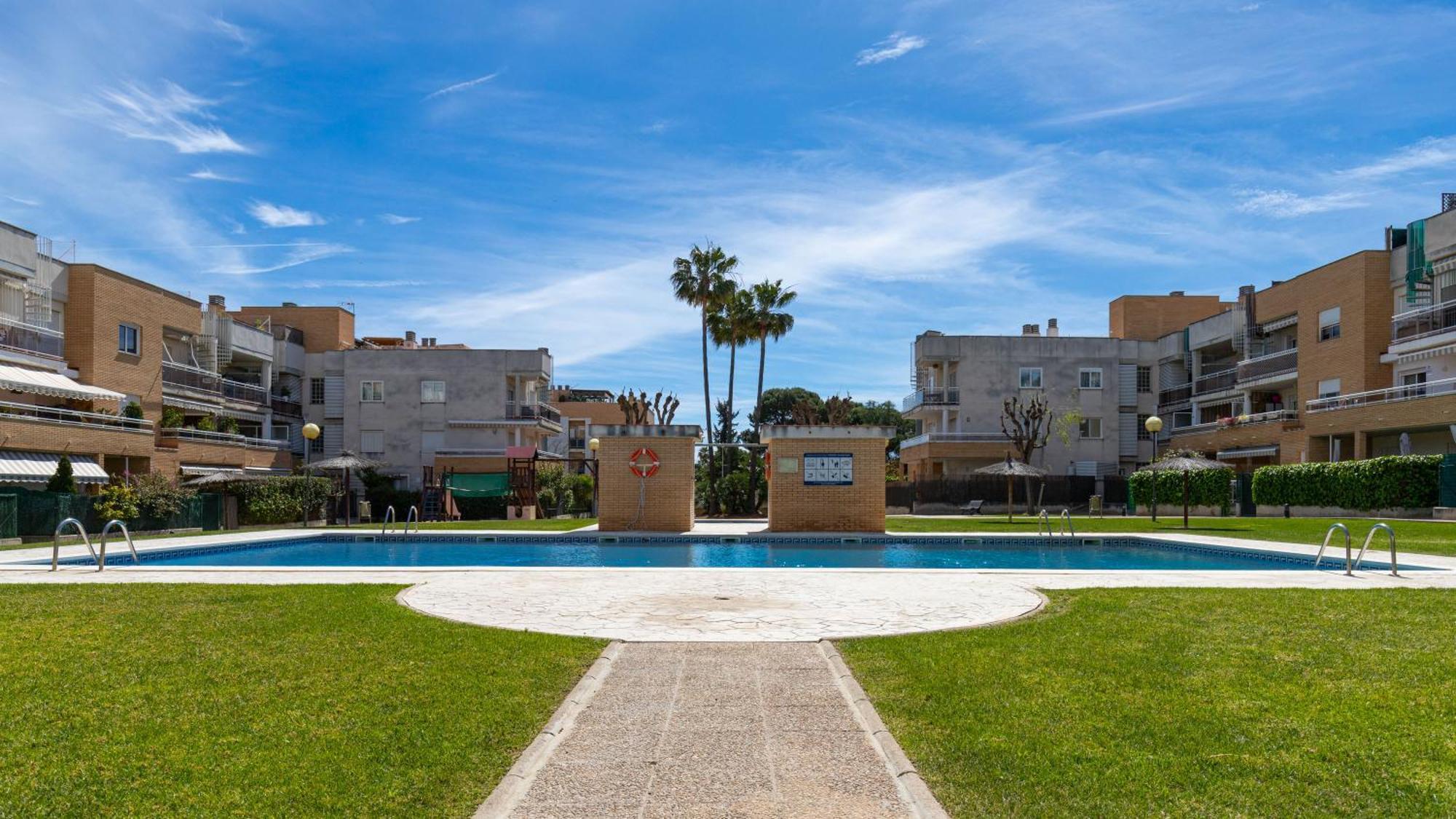 Cambrils Haven:2Br+2Bth+Wf+Pool Apartment Bagian luar foto